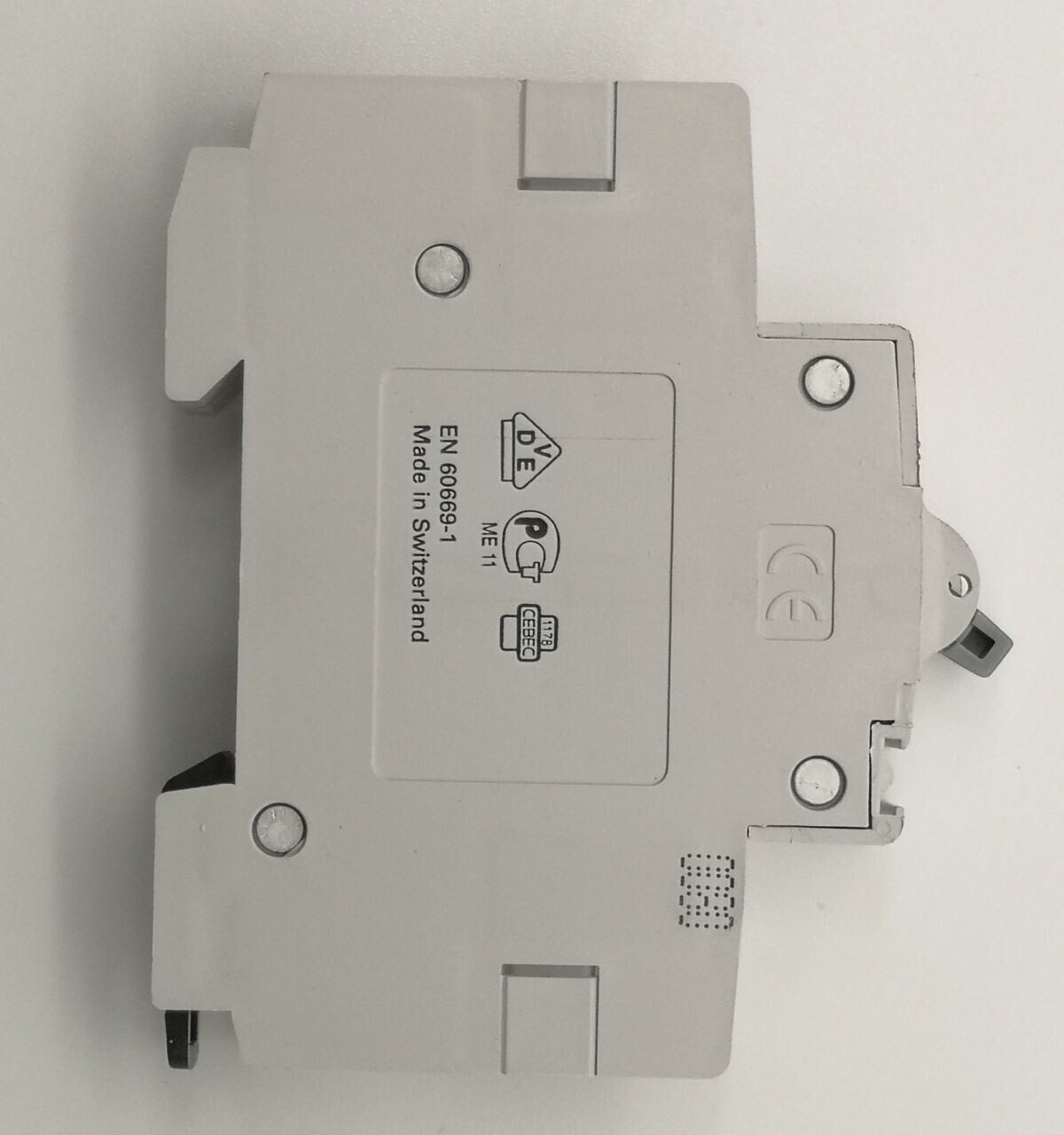 Модульный переключатель 32А, 3НО контакта ABB E223-30 GHE2231001R0003
