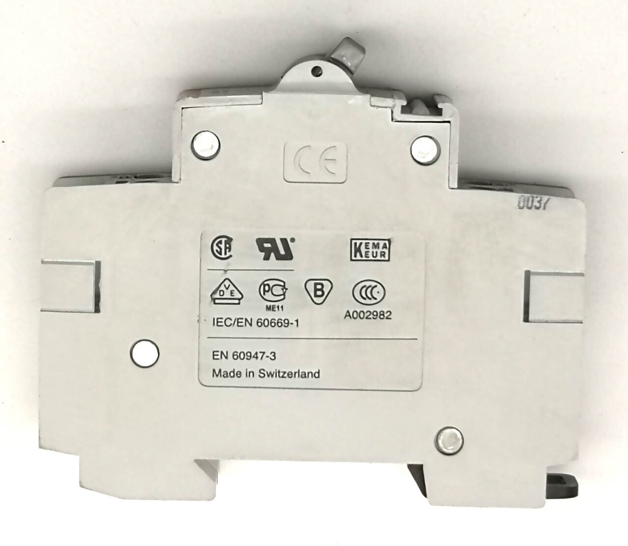 Модульный переключатель 1-пол. ABB E221-6, 16А 2CCE110500R0101