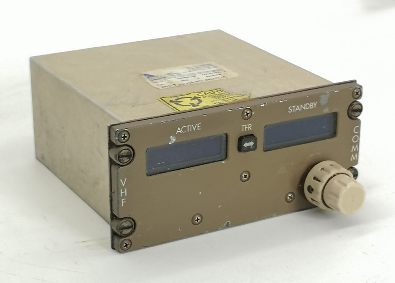 Panel assy - vhf comm control/панель всборе-управление укв связью G7406-18