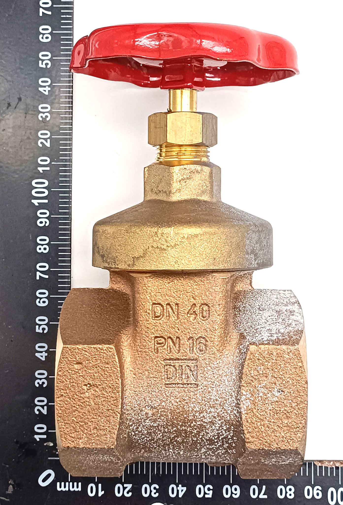 Задвижка муфтовая DN40 мм Ду40 PN16 OVENTROP 1041012 бронза