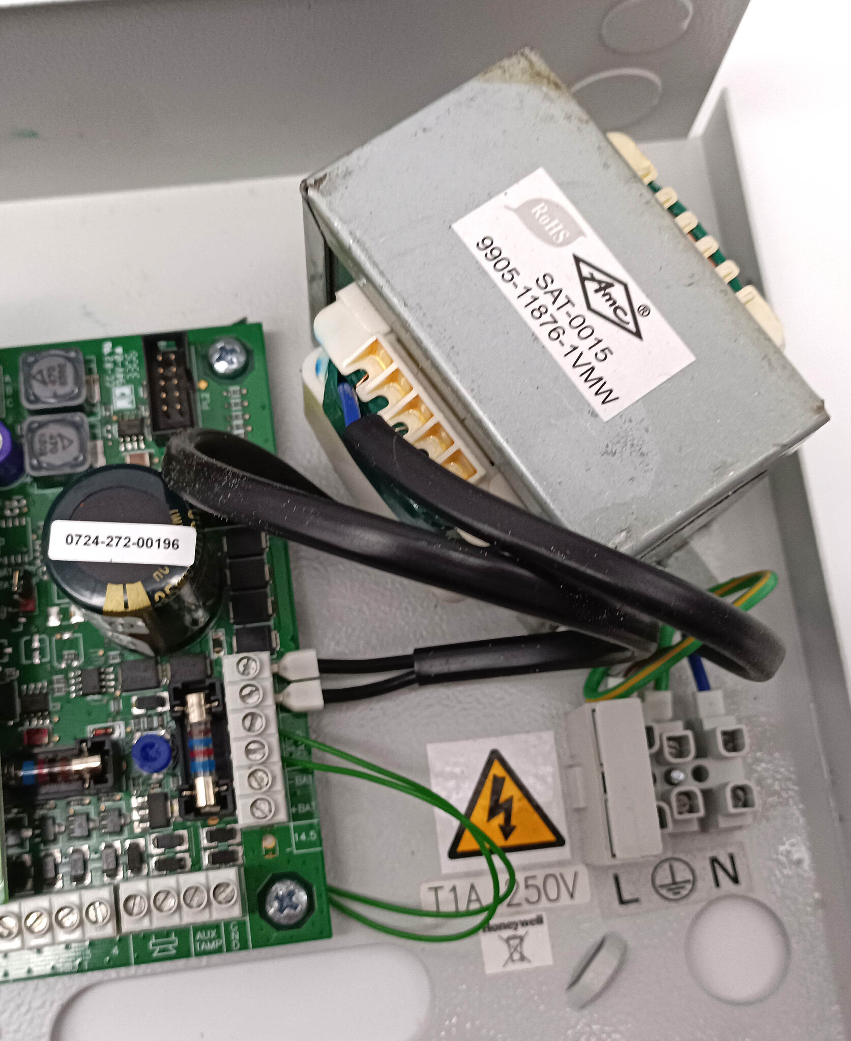 Охранно-пожарная панель Honeywell C520-01 S/W:5.50 Galaxy Dimension