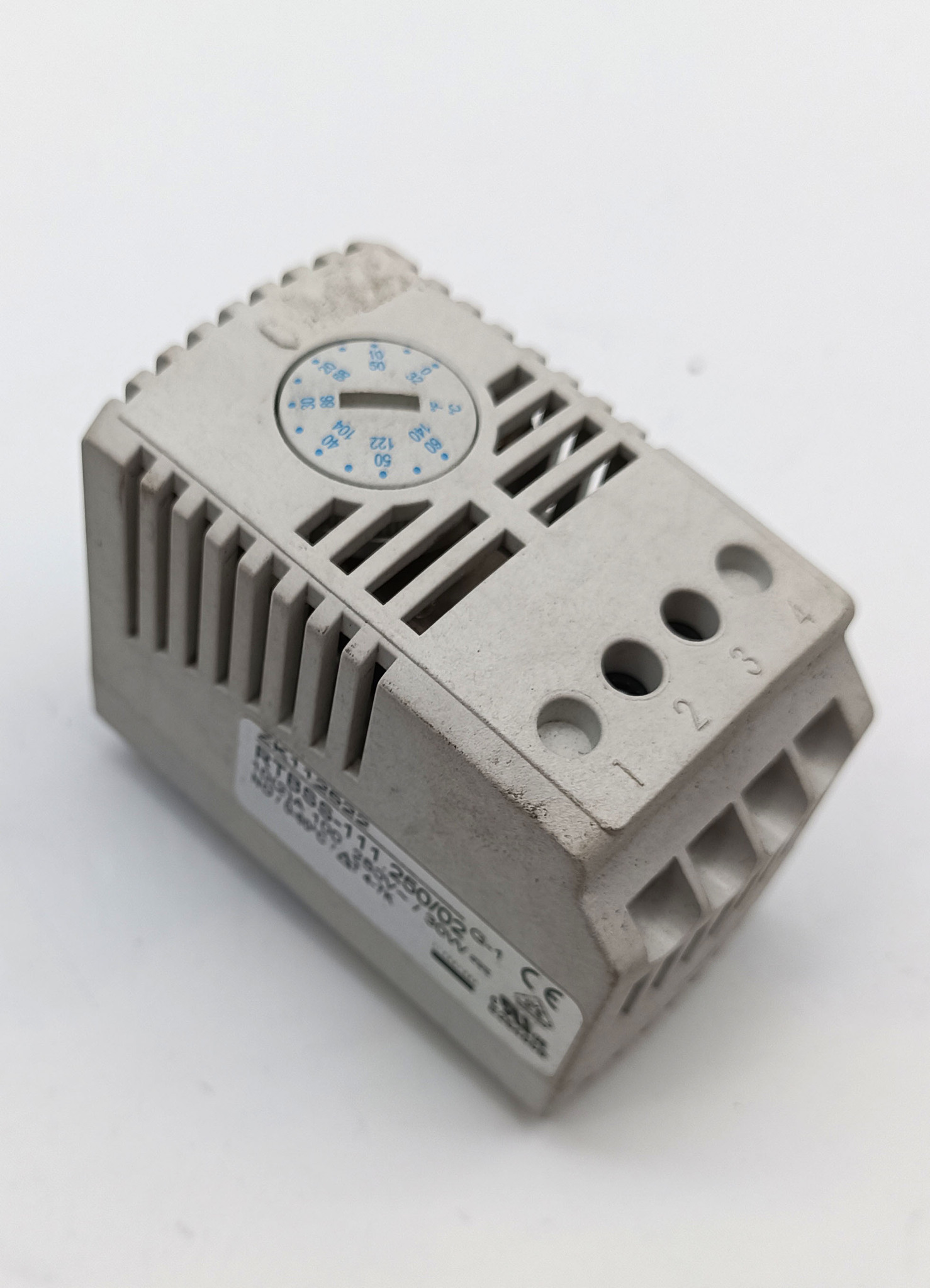 Регулятор температуры Hyperline TRS 60 15TRS064 zk112522 RTBSS-111.250/02