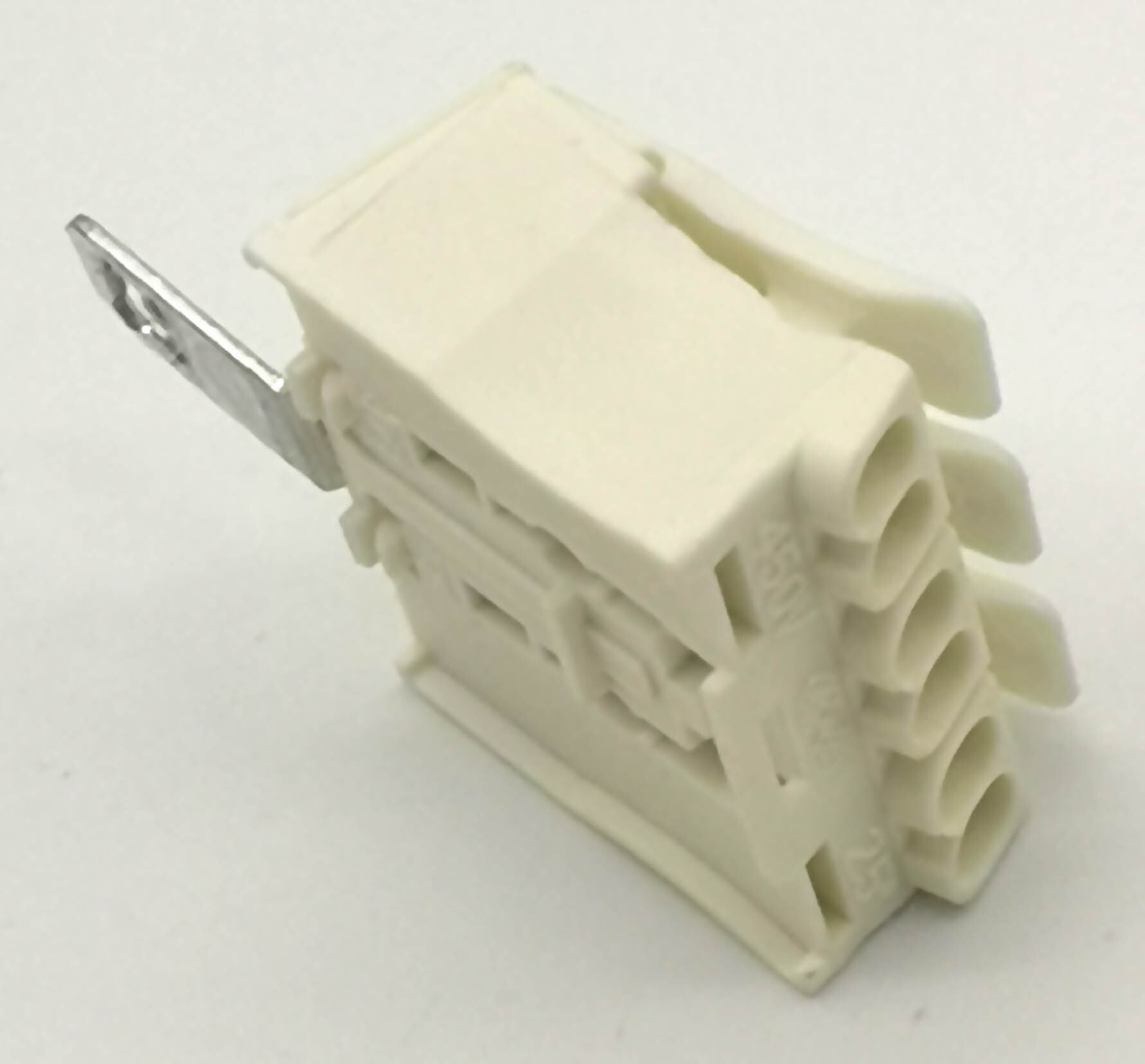 Колодка клеммная трёхполюсная TRIDONIC.ATCO SLK 3/3OF +E-SCHR N-ERDE-L 88710312