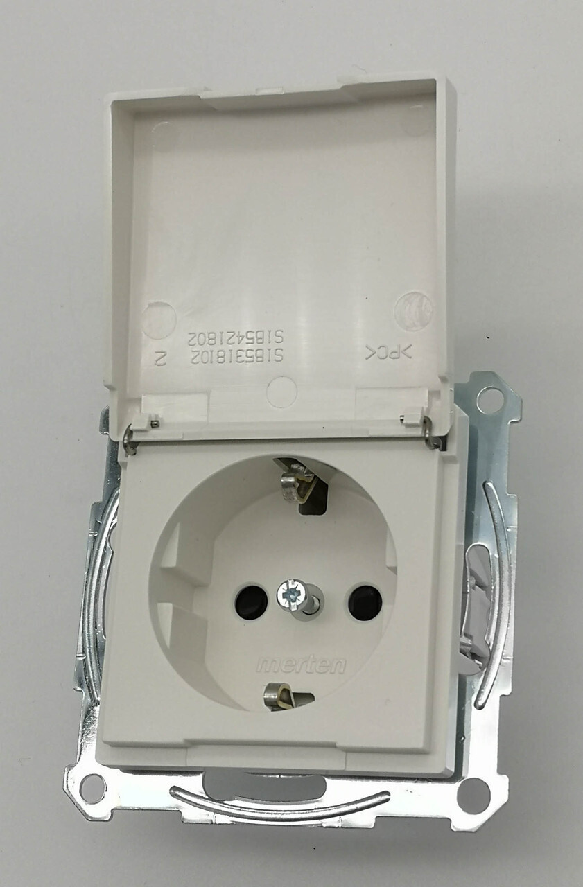 Мех-М Розетки С Крышк. З/К, С/Ш Ip 44, 220В Mtn2310-0319 Schneider Electric