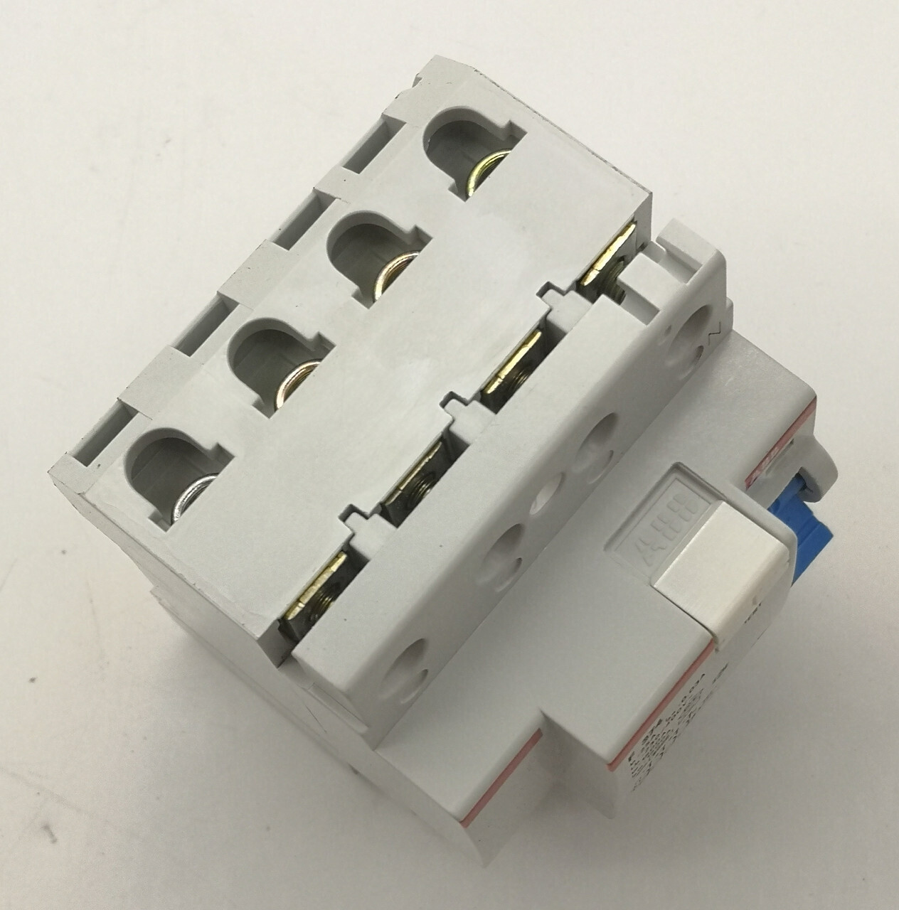 УЗО 4-полюсный 25А, ток утечки - 30мA ABB F374/25/0.03 сн(374)