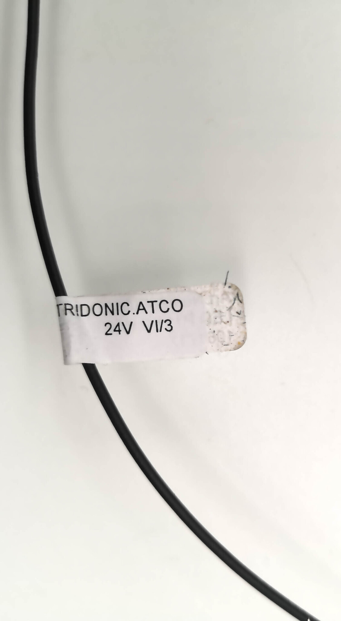 1шт Светодиодная лента TRIDONIC ATCO 89600319 LED P111-2W 24V 12-COB 200x8mm 140