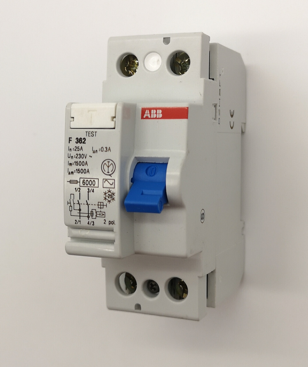 УЗО 2-полюсный 25А, ток утечки - 300мА ABB F362/25/0.3 сн