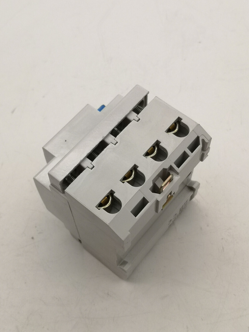 УЗО 4-полюсный 40А, ток утечки - 30мА ABB F374/40/0.03 сн GHF37400012550