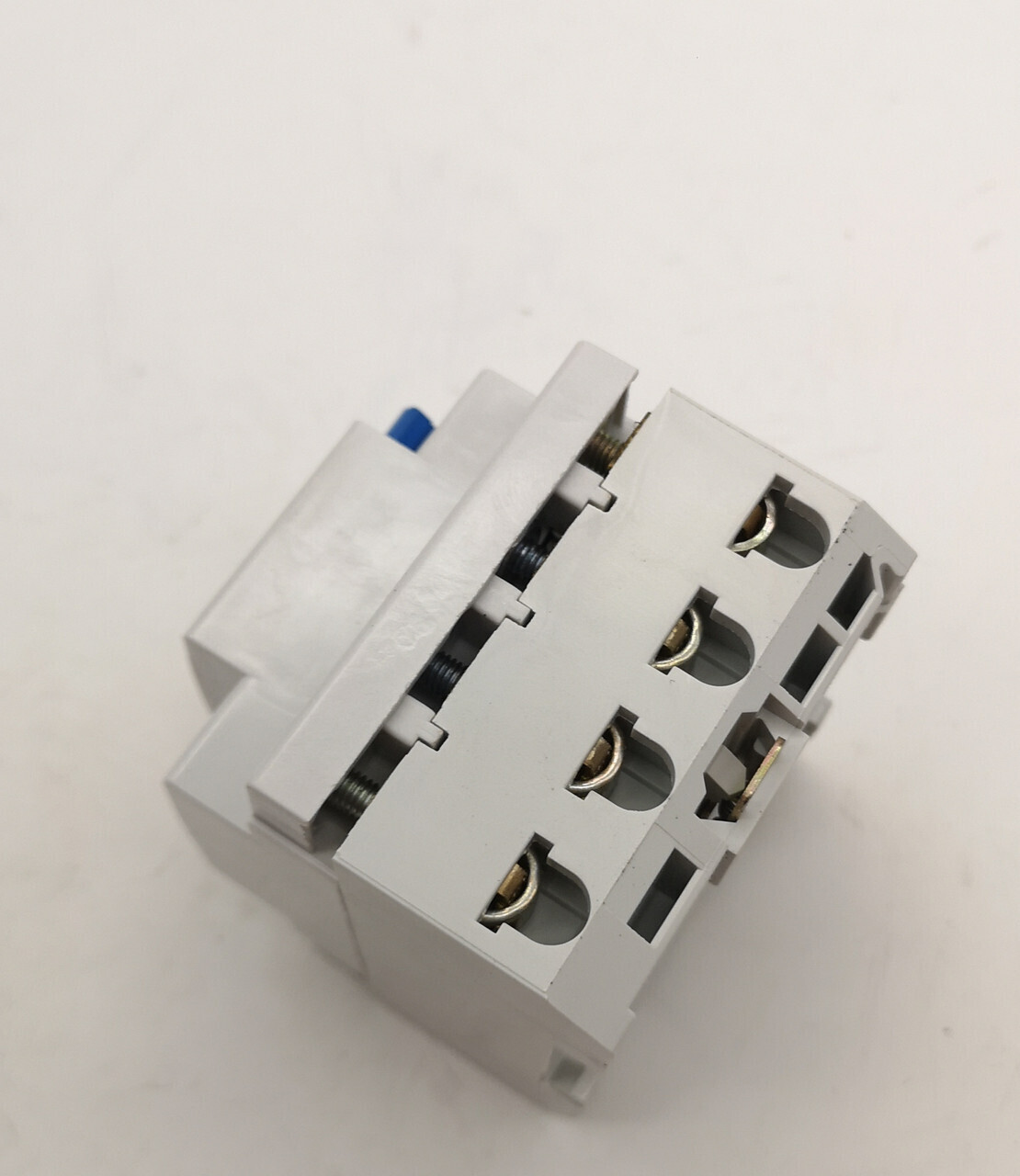 УЗО 4-полюсный 40А, ток утечки - 300мА ABB F374/40/0.3 сн GHF3740001R4550