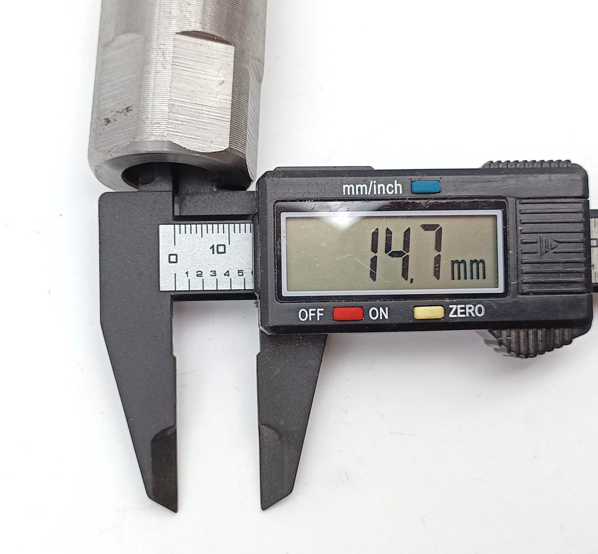 Помпа цилиндра Xilin SP.8-11/Ø14 SDJ1500 100x14mm