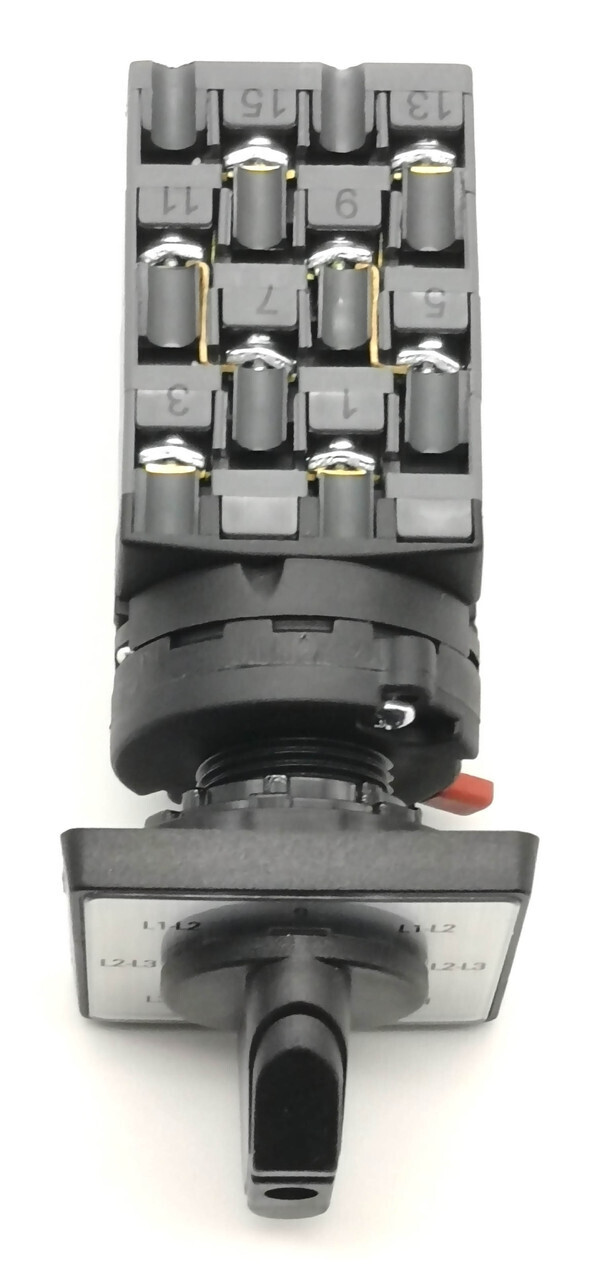Переключатель ABB ONV32PB для вольтметра стандартный 7-поз.(четырехуровневый) 25 А 1SCA022549R7820