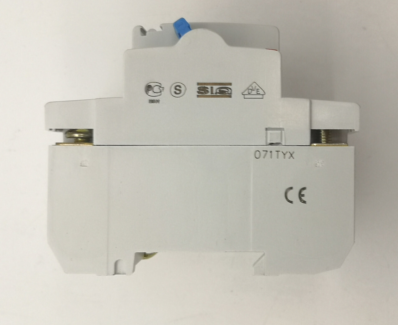 УЗО 4-полюсный 25А, ток утечки - 30мA ABB F374/25/0.03 сн(374)