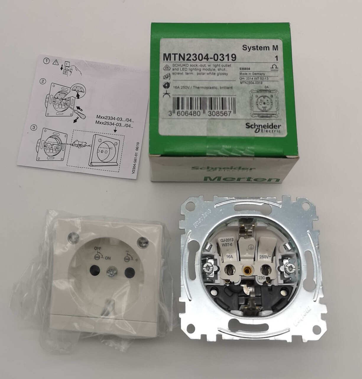 Мех.Роз.Schuko С Мод.Светод.Подсв.Бел, 220В Mtn2304-0319 Schneider Electric
