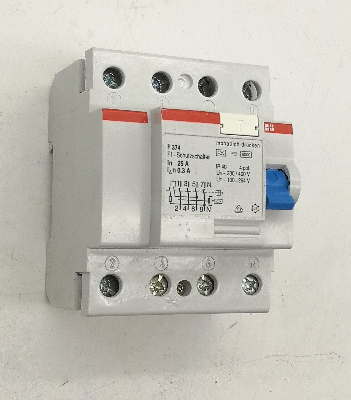 УЗО 4-полюсный 25А, ток утечки - 300мА ABB F374/25/0.3 сн GHF3740001R4510
